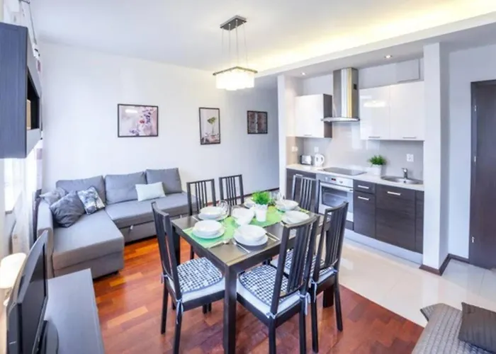 Apartment 2 Sobieski Residence / City Center